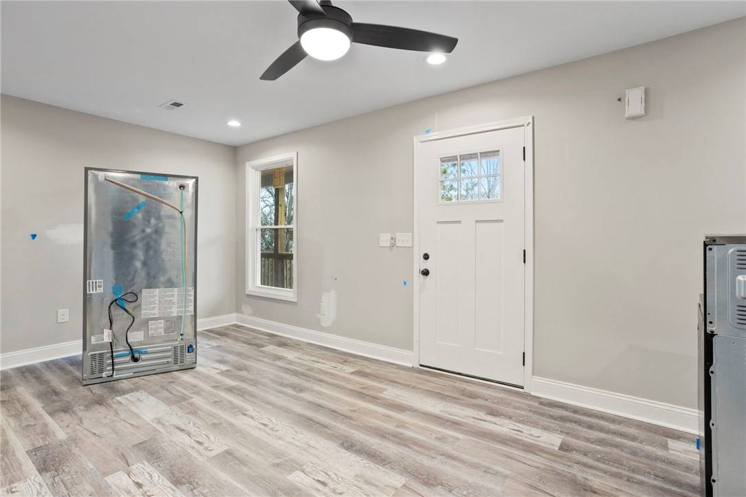 Easley, SC 29640,774 Blacksnake RD