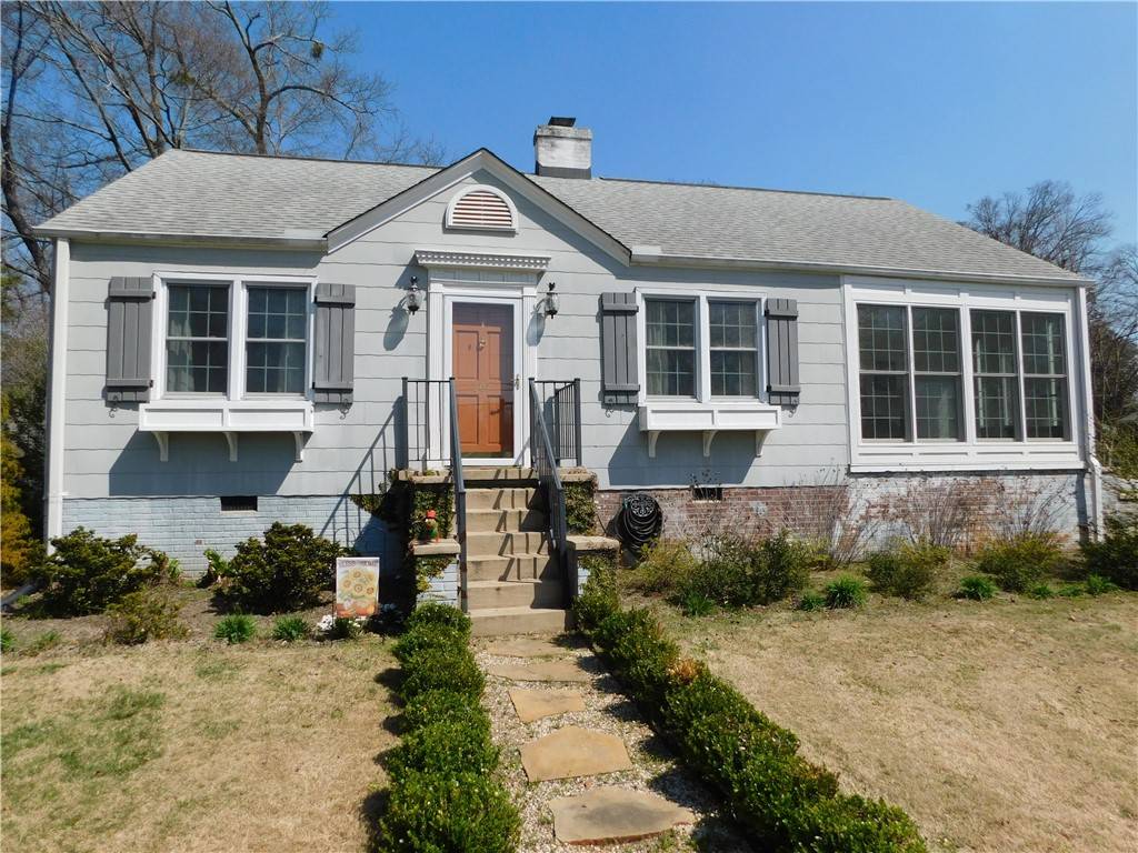607 S B ST, Easley, SC 29640