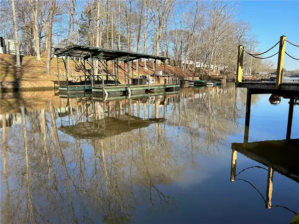 Abbeville, SC 29620,113 Willow PT
