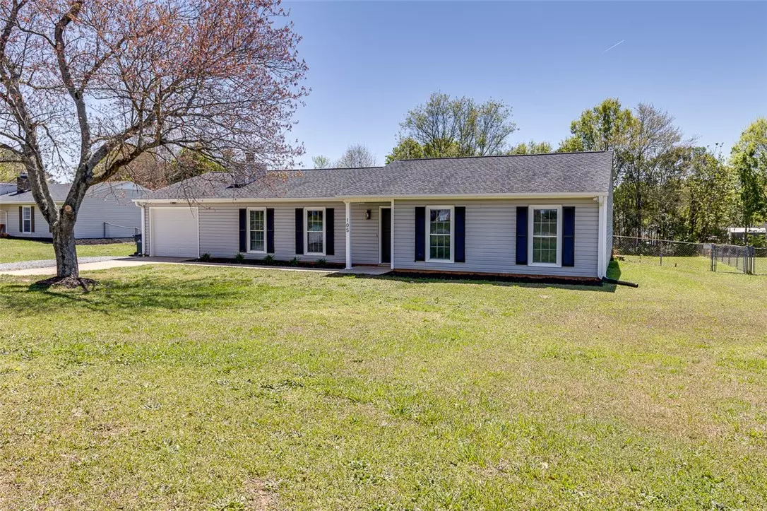 Anderson, SC 29621,105 Sedgefield CT