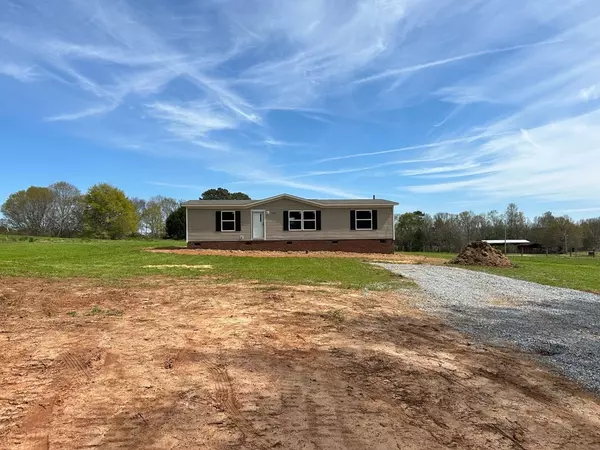 Iva, SC 29655,5507 Flat Rock RD