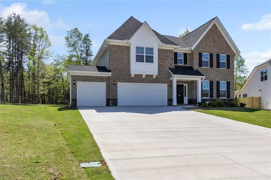 Boiling Springs, SC 29316,4312 Highlander DR