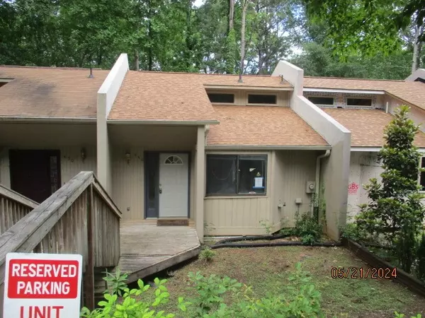 Seneca, SC 29672,440 Foxfire CT