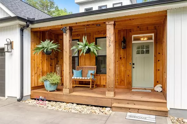 Pendleton, SC 29670,1326 Five Forks RD