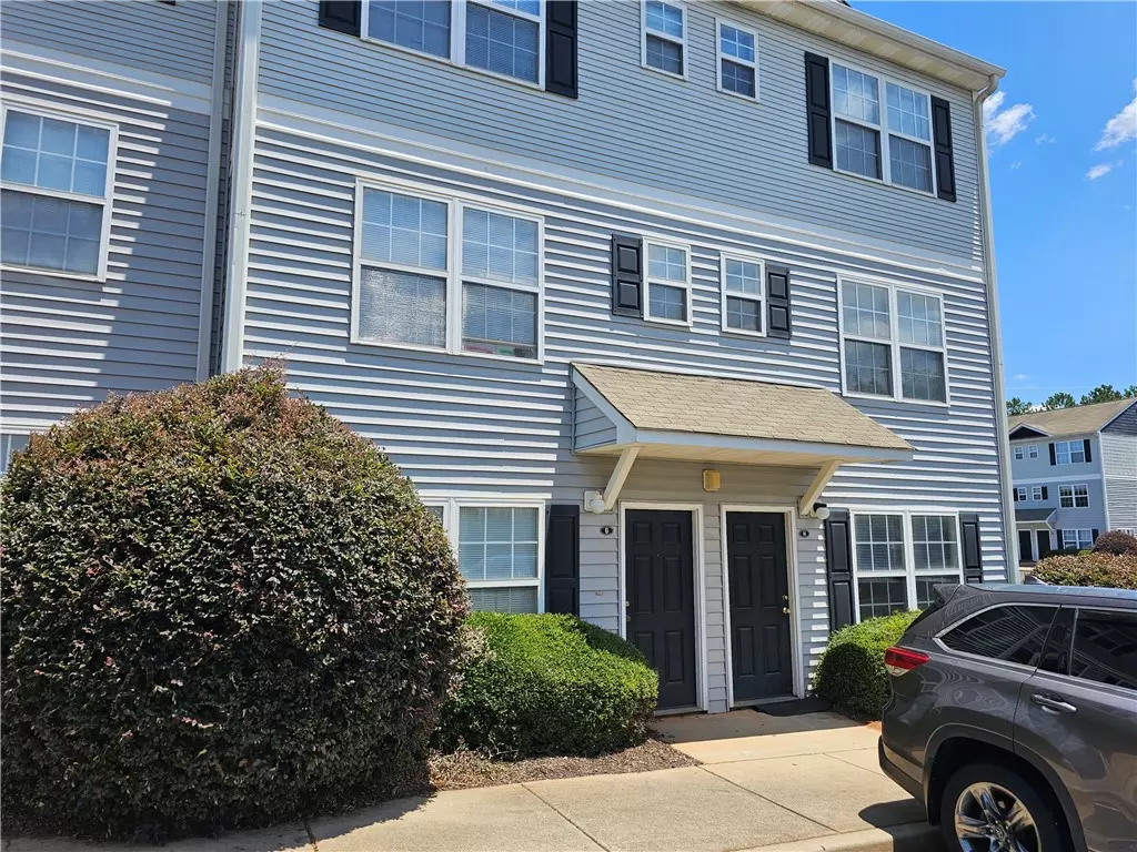 Central, SC 29630,215 Campus DR #G