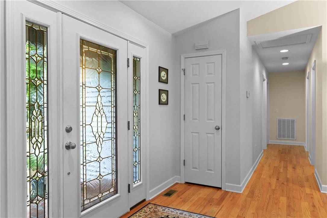 Salem, SC 29676,3 Spinnaker WAY