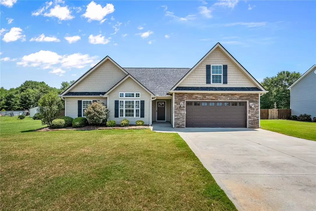 Anderson, SC 29626,1025 Stoneham CIR