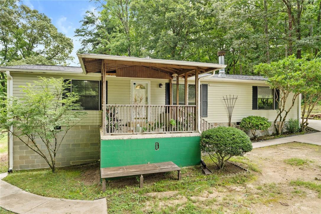 Gray Court, SC 29645,198 Epperly LN