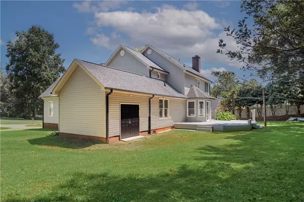 Easley, SC 29642,104 Hidden Creek DR