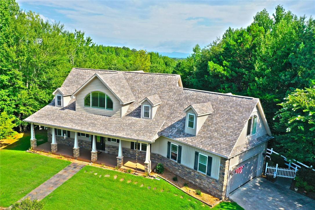 302 Meadowlark LN, Seneca, SC 29672
