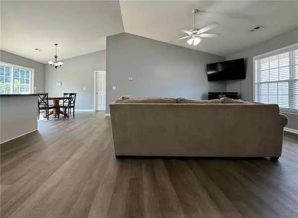 Lyman, SC 29365,286 Heatherbrook DR