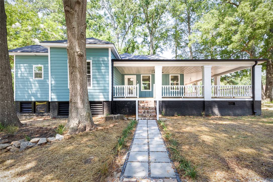 Iva, SC 29655,207 Hamilton ST