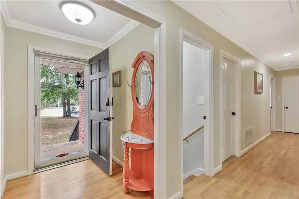 Anderson, SC 29621,326 Bowen DR