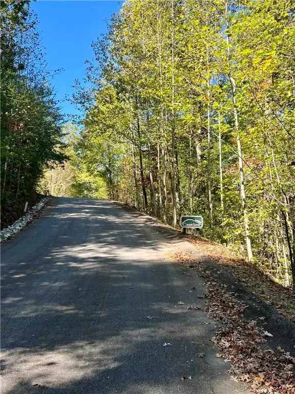 Pickens, SC 29671,124 Falcon Crest WAY