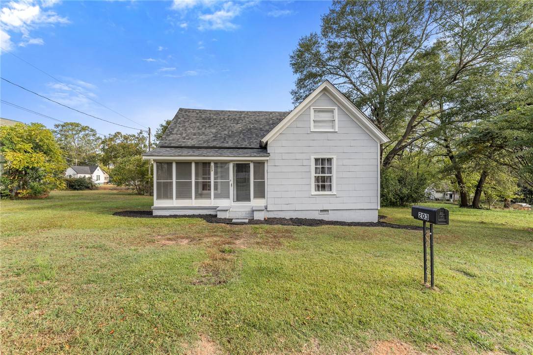 203 Farmer ST, Anderson, SC 29621