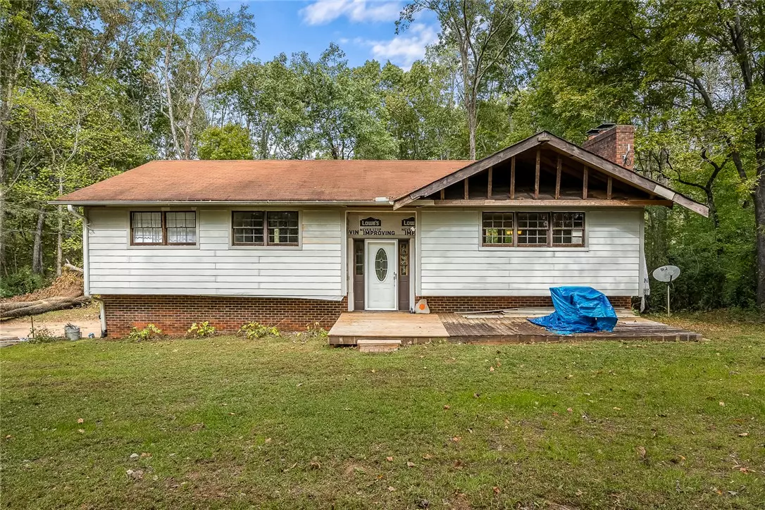 Seneca, SC 29678,1505 Shiloh RD