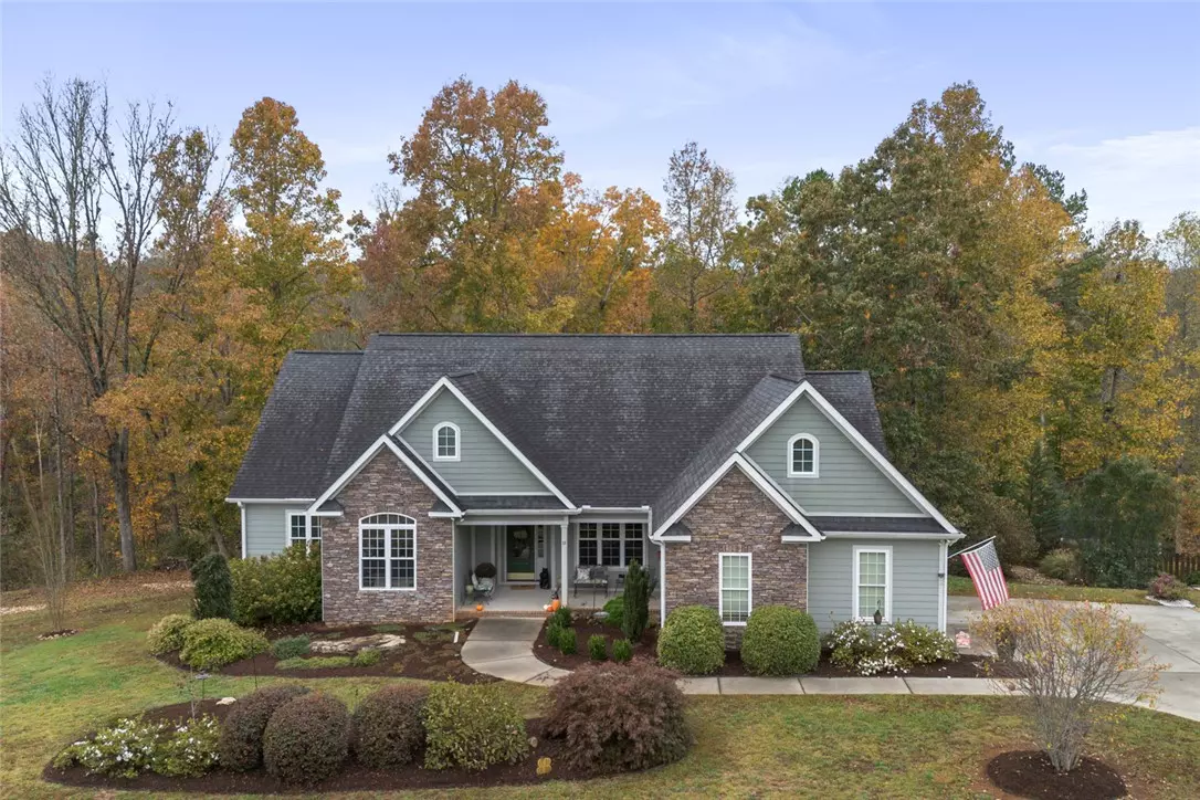 Central, SC 29630,33 Puckett Mill WAY