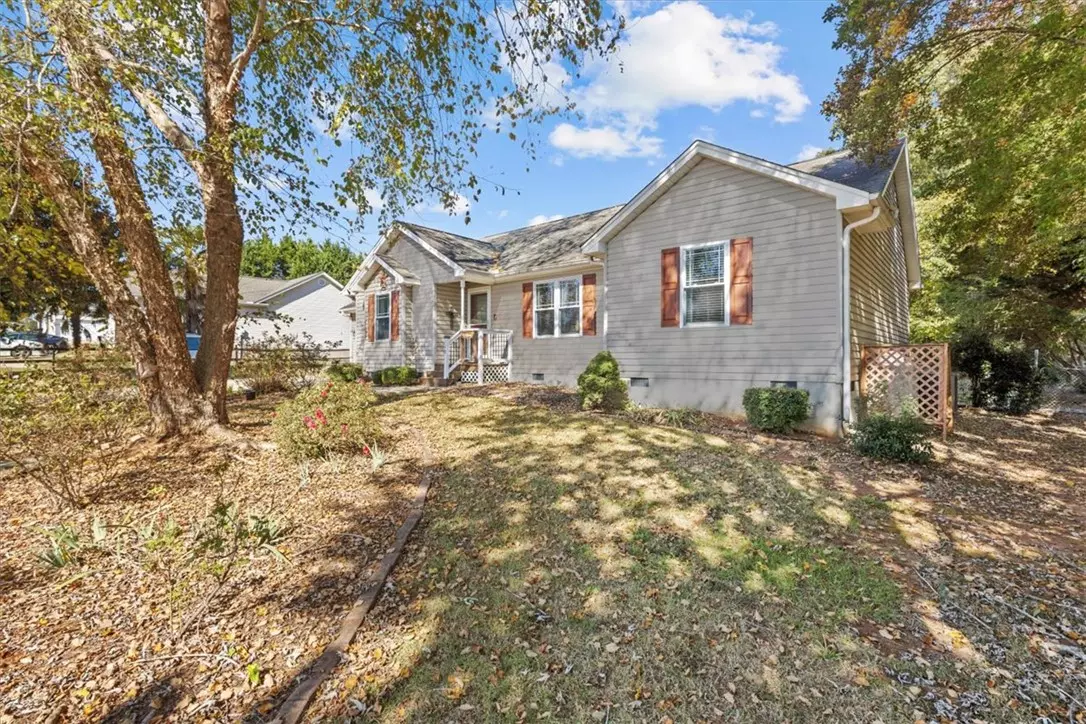 Seneca, SC 29672,119 Terrace Meadows DR