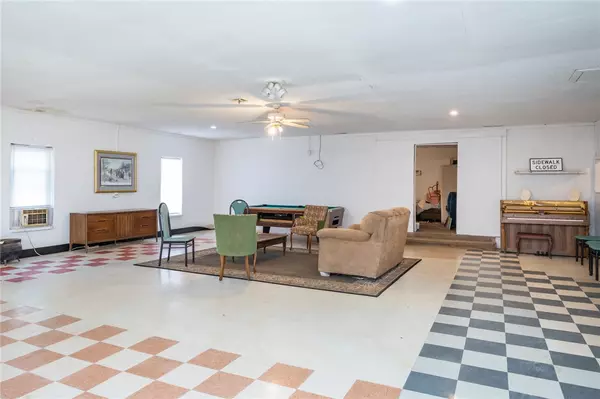 Pendleton, SC 29670,1305 Lebanon RD