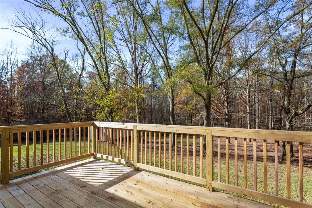 Seneca, SC 29672,804 Longforest DR