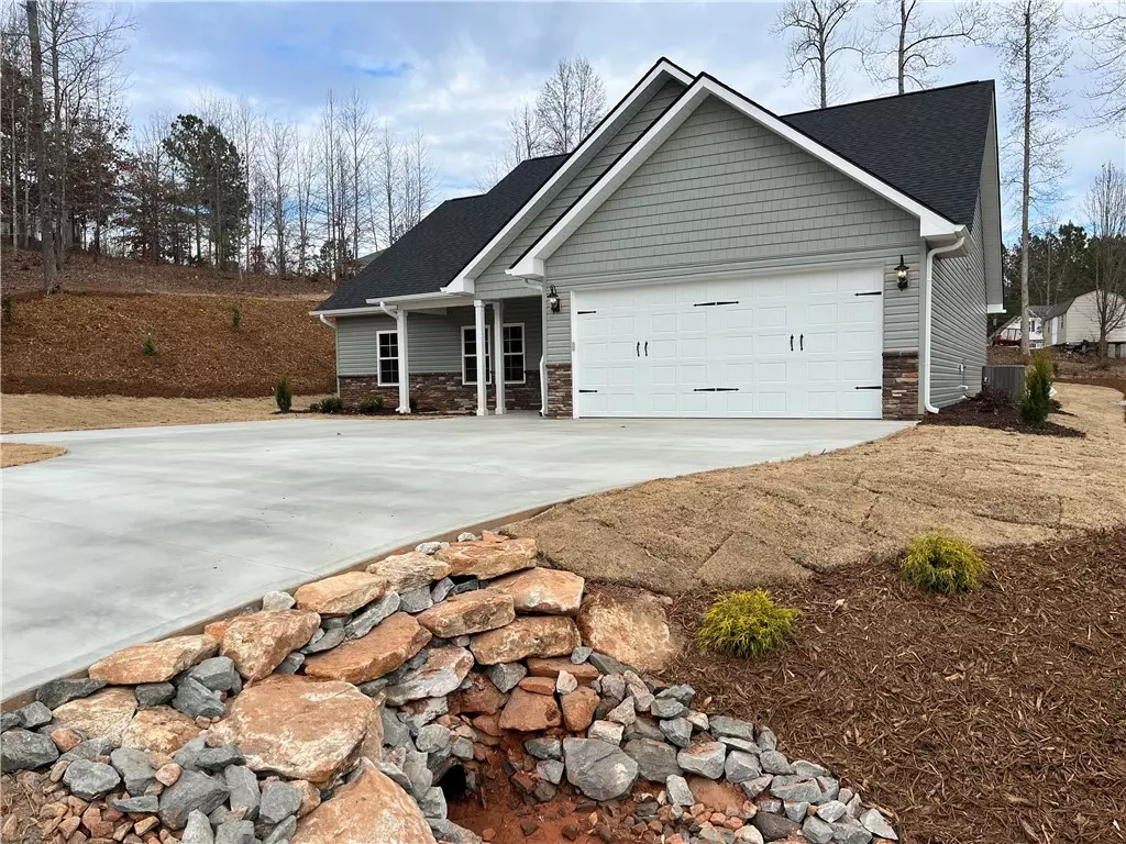 Westminster, SC 29693,475 twin view DR