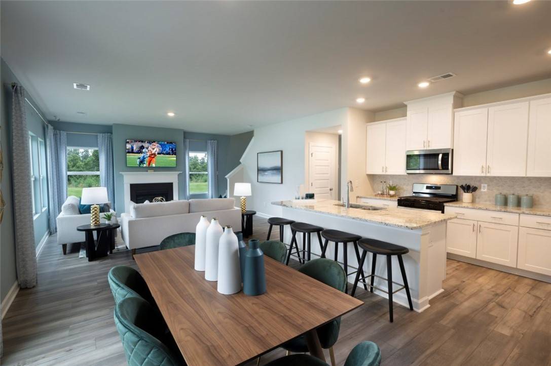 Wellford, SC 29385,1588 Erindale DR