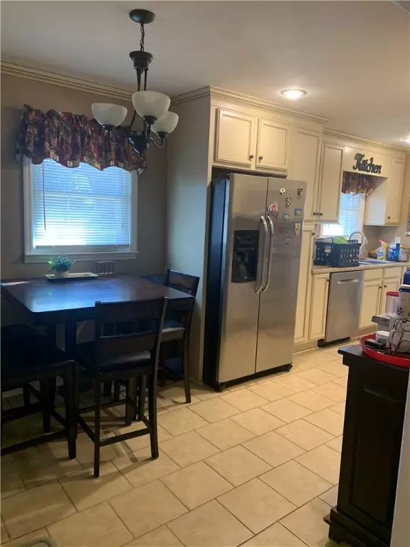 Seneca, SC 29678,512 Overbrook DR