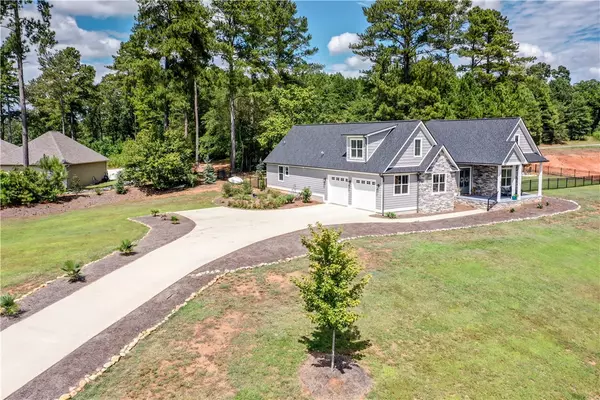 Seneca, SC 29672,815 Timber Bay LN