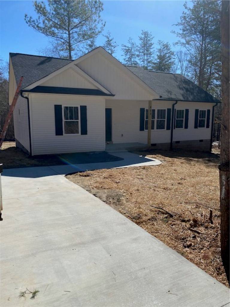 468 Cedar Hill RD, Six Mile, SC 29682