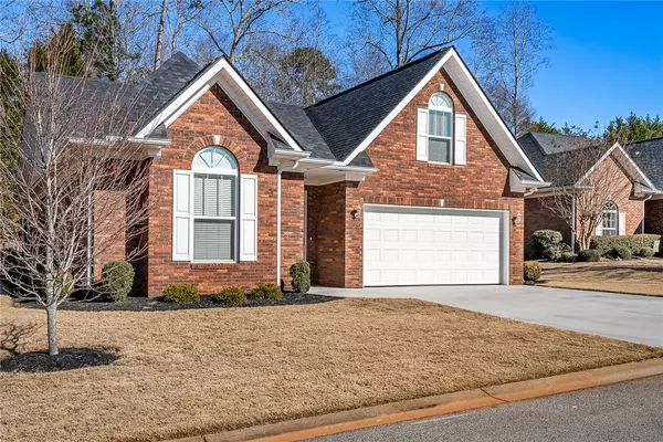 Seneca, SC 29672,310 Canterbury LN