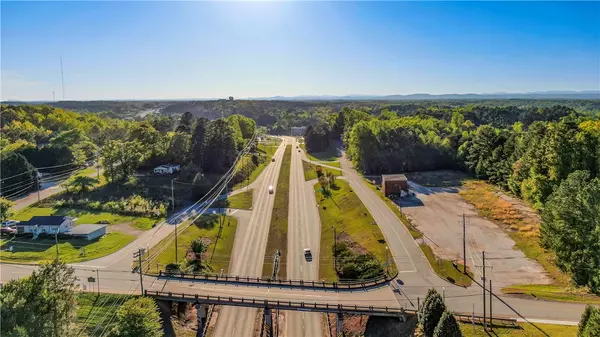 Seneca, SC 29678,99 Northampton RD #w/Hill Top Drive acreage