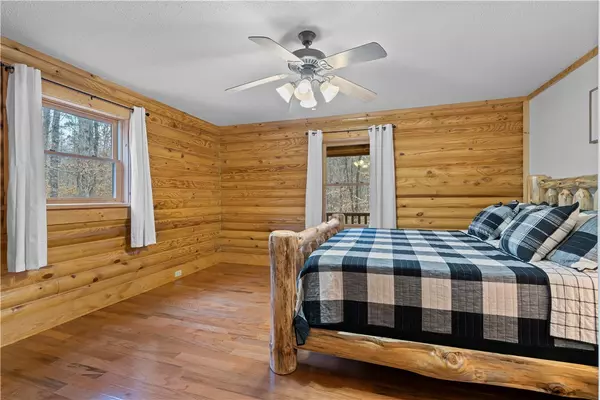 Westminster, SC 29693,345 Knox Cove RD