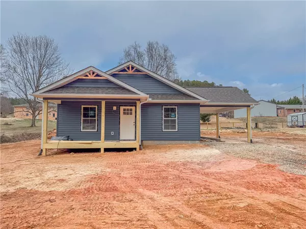 433 Forest Acres CIR, Walhalla, SC 29691