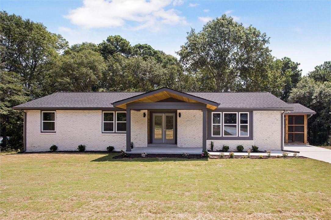 332 Bagwell RD, Greenville, SC 29615