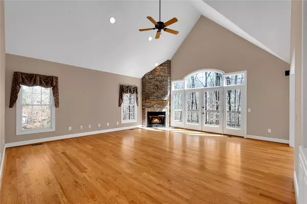 Seneca, SC 29672,523 Heron Cove CIR