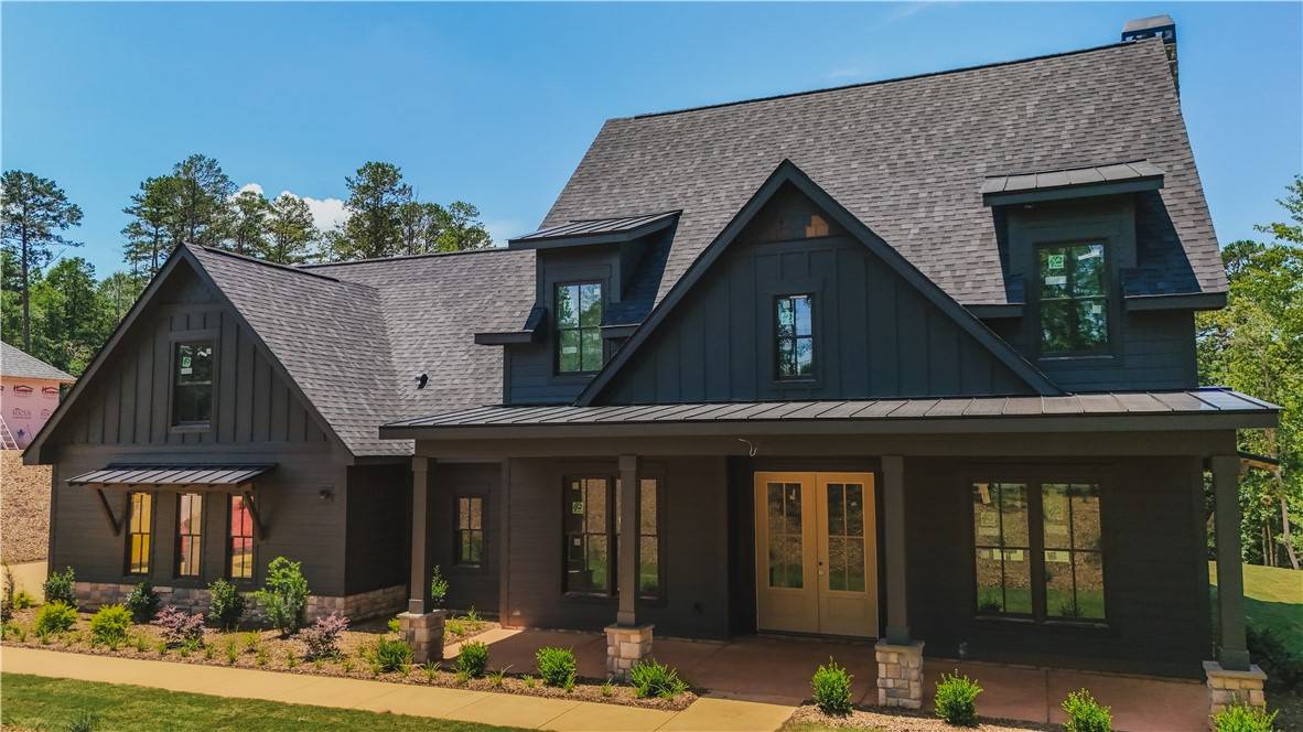 248 W Old Pendleton RD, Central, SC 29630