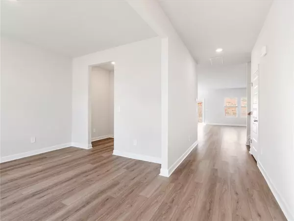 Easley, SC 29642,209 Maxwell DR