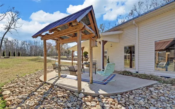 Lavonia, GA 30553,1483 Roper RD