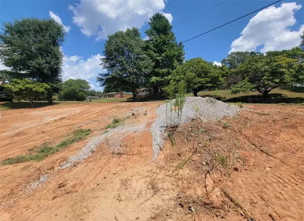 Liberty, SC 29657,12 Boggs RD