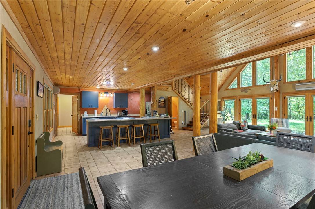 Townville, SC 29689,338 CAMP CREEK RD