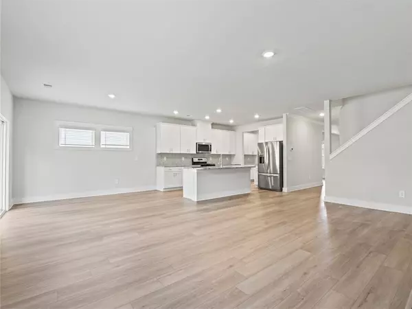 Greenville, SC 29605,122 Veracruz CT