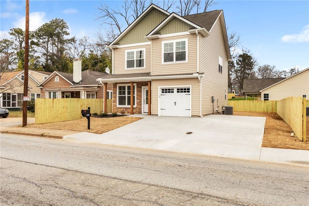 Anderson, SC 29624,1009 E River ST