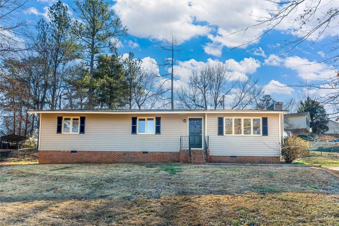 107 Sherry LN, Easley, SC 29640