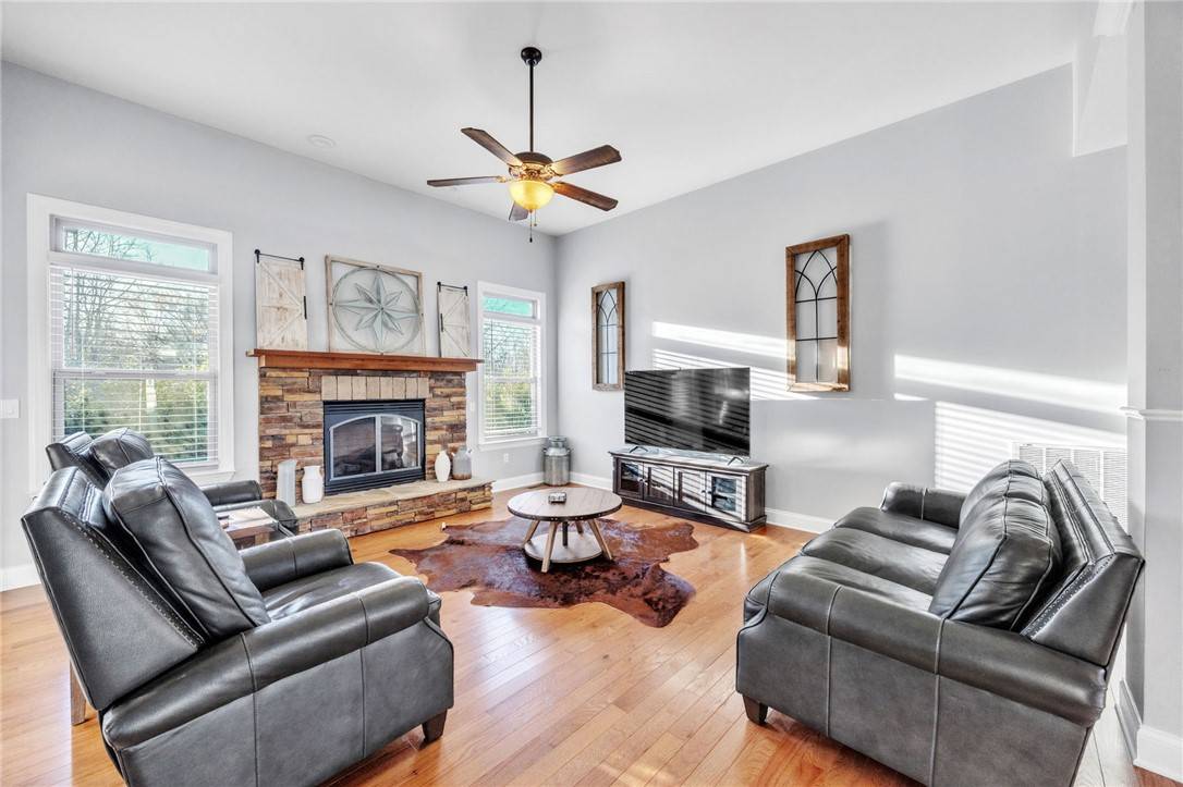 Pelzer, SC 29669,4 Forest Glenn CT