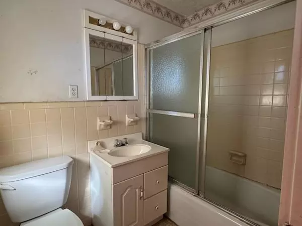 Hartwell, GA 30643,55 Glenn ST