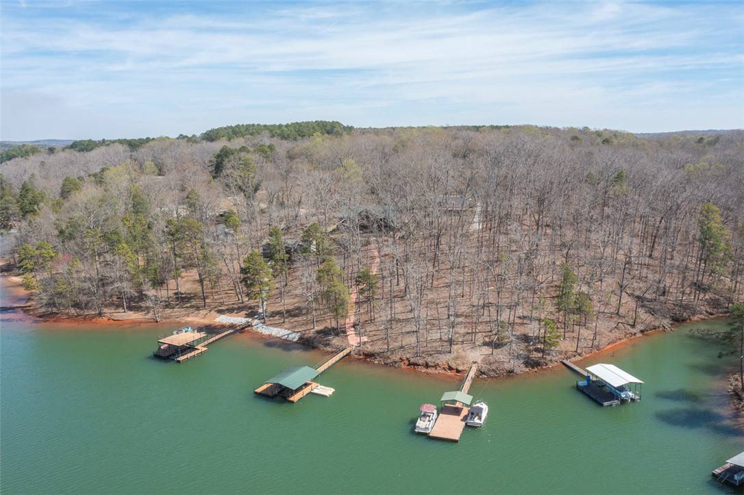 Townville, SC 29689,232 Lake Hills DR