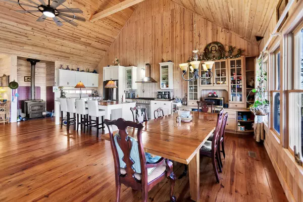 Westminster, SC 29693,284 River RD