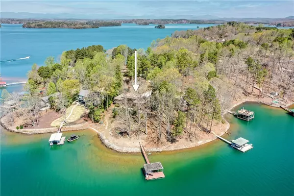 Seneca, SC 29672,1637 W Little River DR