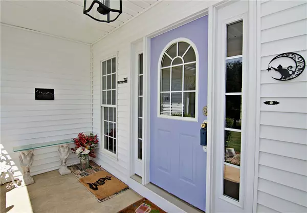 Seneca, SC 29678,707 Tall Oak TRL