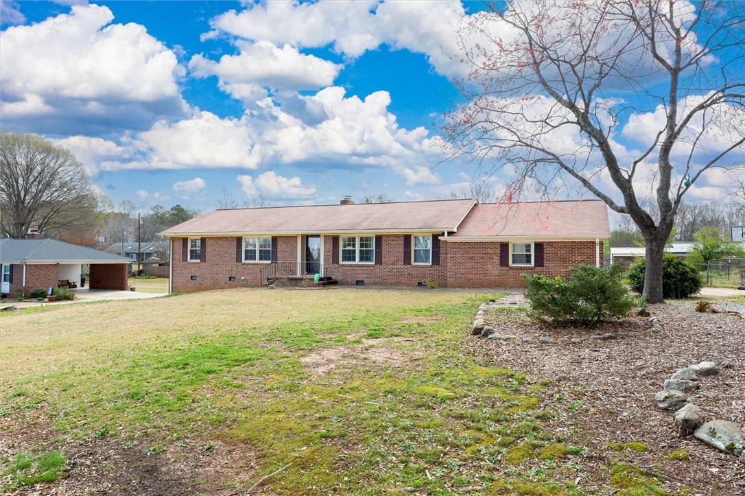 Anderson, SC 29621,1008 Windwood DR